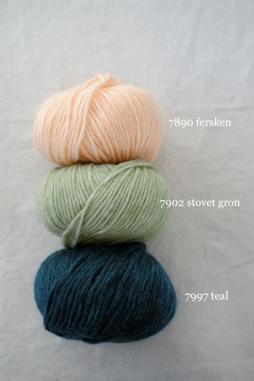 kit 'WINTER BULBS SWEATER' - Imagen 17