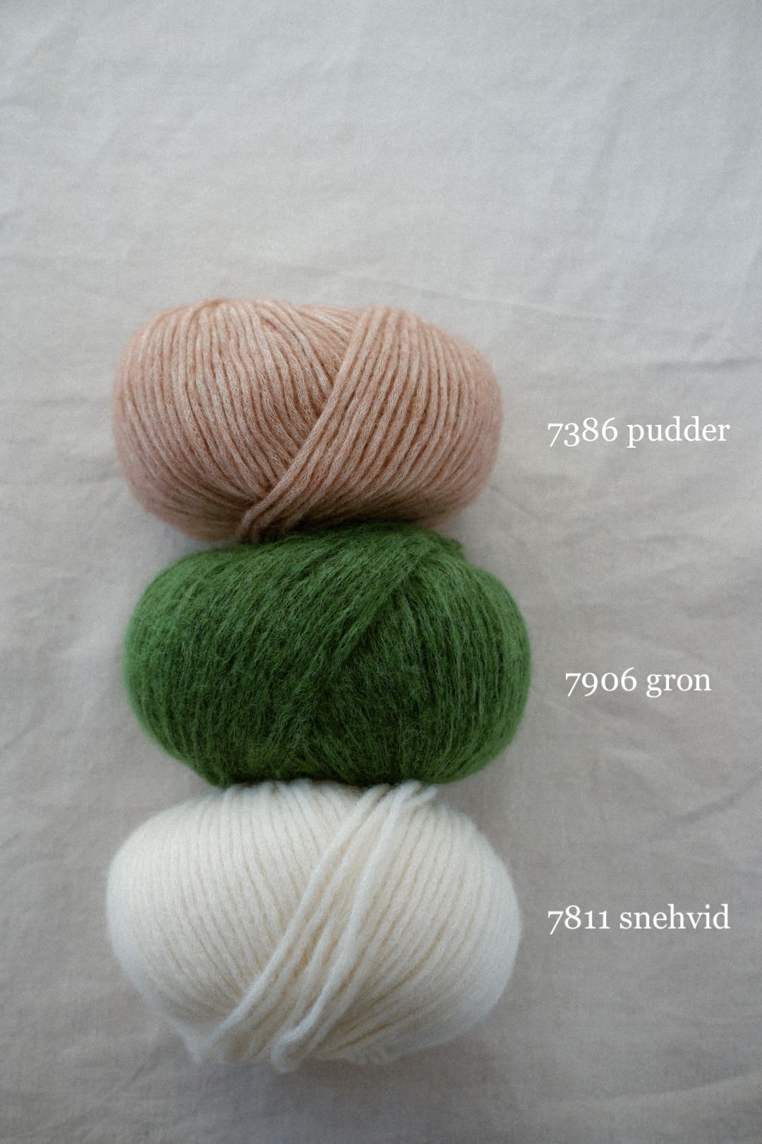 kit 'WINTER BULBS SWEATER' - Imagen 24