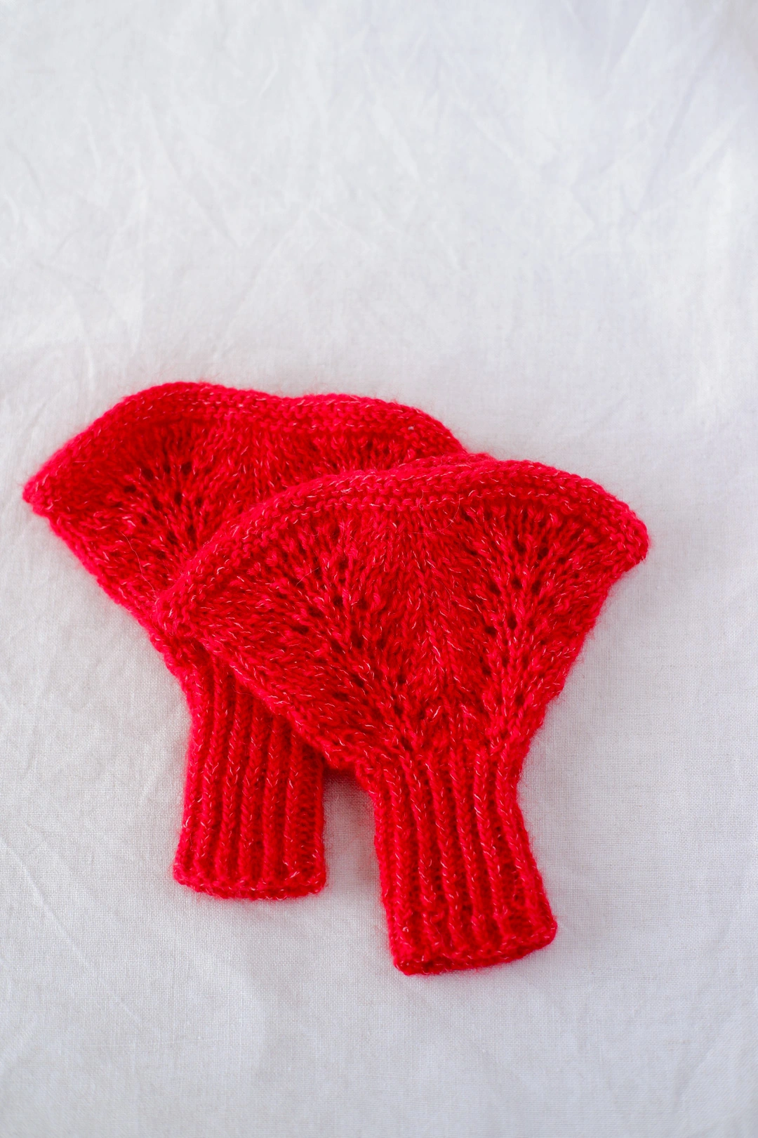 BUTTERCUP LACE CUFFS - patron en español - Imagen 5